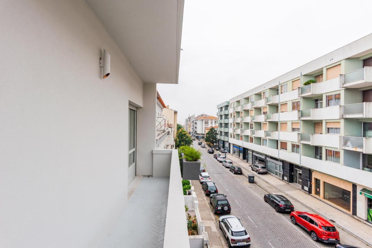 Amazing Duplex - Mid Century Experience & Parking Apartment Порто Екстериор снимка